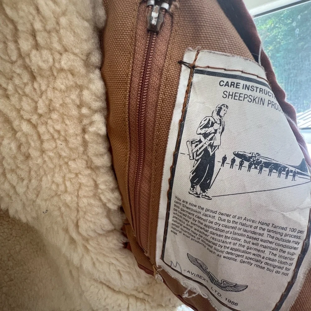 Men's Shearling Aviator Jacket - Brown - Picture 15 of 15